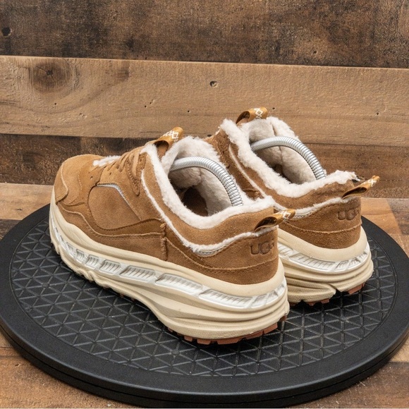 UGG Spill Seam Chestnut Sneakers Men’s Size 9 - Picture 6 of 9